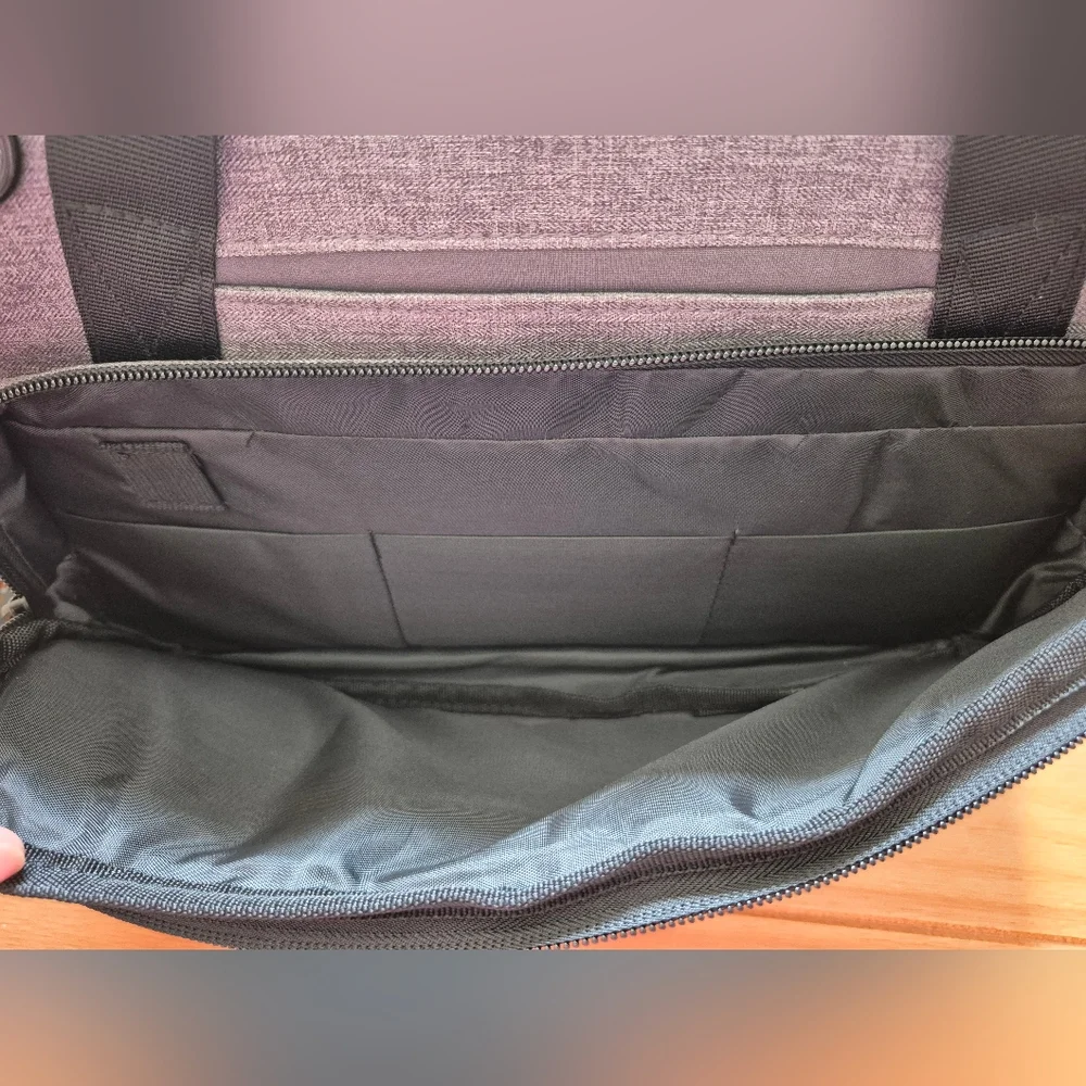 Vivacity Tech Guardian Laptop Case‎
